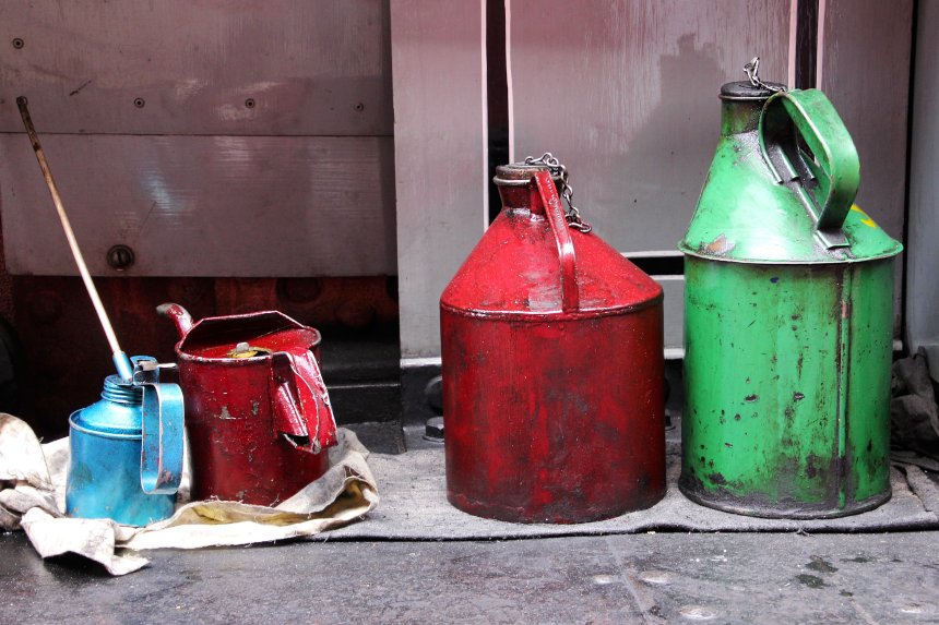 How To Change The Oil In A Generator