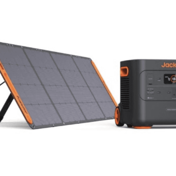 Jackery Explorer 2000 Plus + SolarSaga 200W Solar Panel