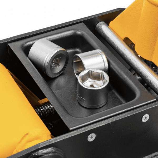 JCB 3 Tonne Double-Pump Hydraulic Trolley Jack JCB-TH33007