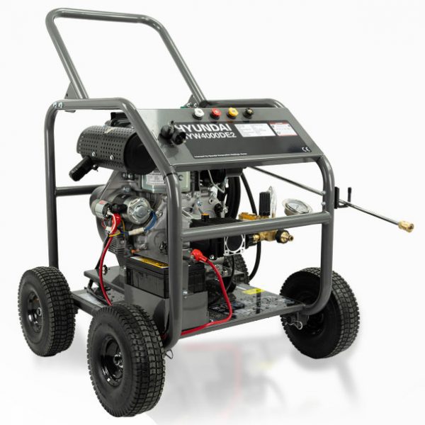 Hyundai 4000psi / 275 bar Diesel Pressure Washer, Annovi Reverberi Triplex Pump, 15L/min with 10m Hose | HYW4000DE2